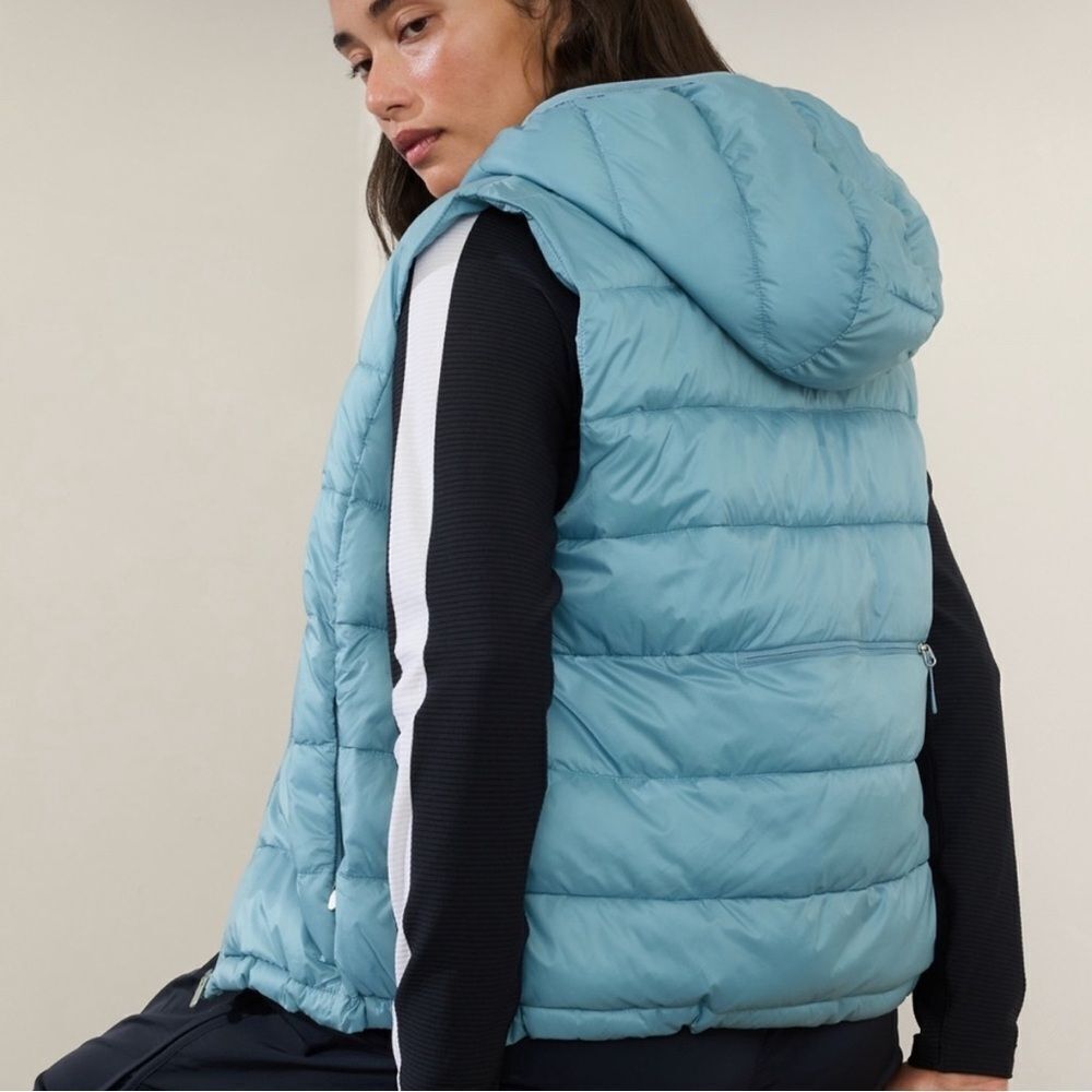 Athleta Aire Puffer Vest - Picture 3 of 13
